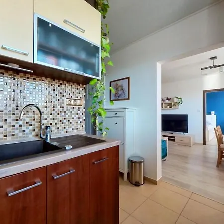 Appartamento Air Conditioned, 2 Apartment, New City *
